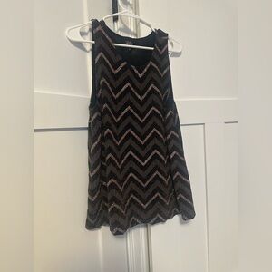 W5 Chevron Black and Silver Sleeveless Tank